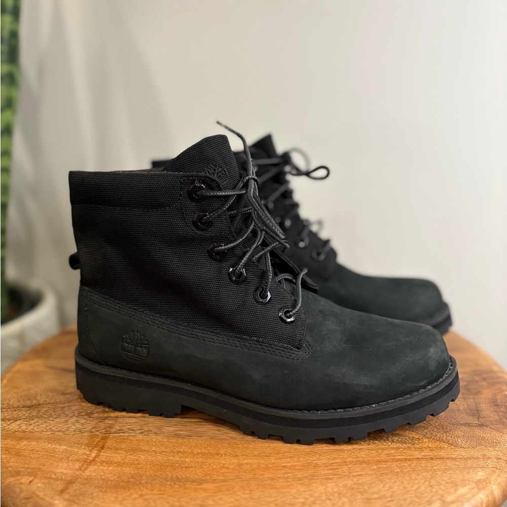 Timberland Women's Lace Up‎ Black Boots Sz 7